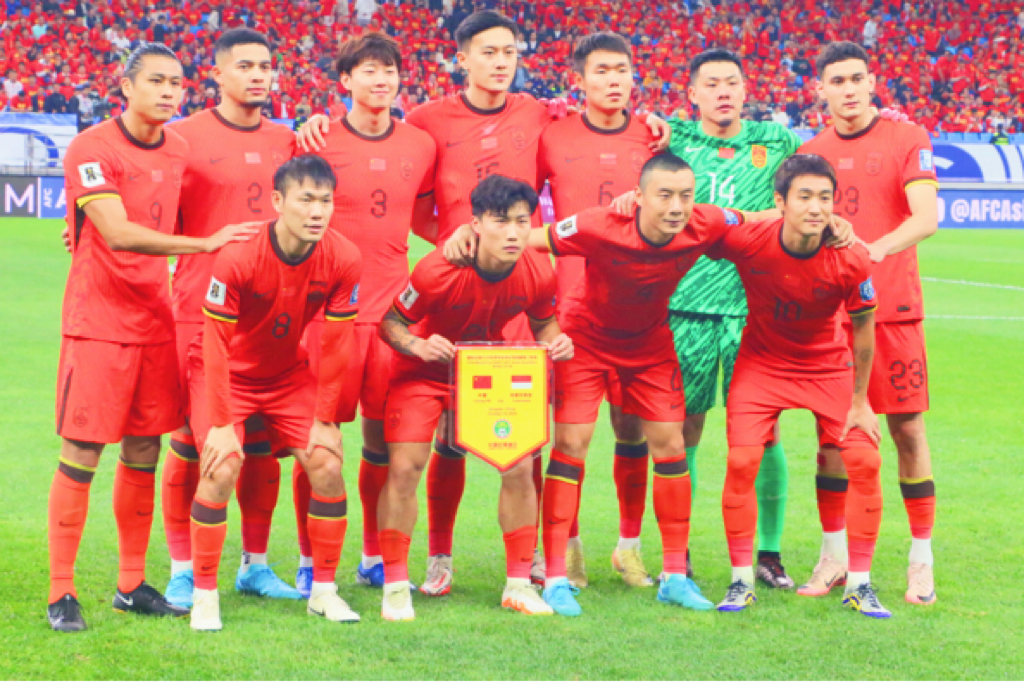 KAIYUN-晋级下一阶段首场状态出色，澳大利亚队观众沸腾！，Uzi重返赛场引发球迷热议的简单介绍