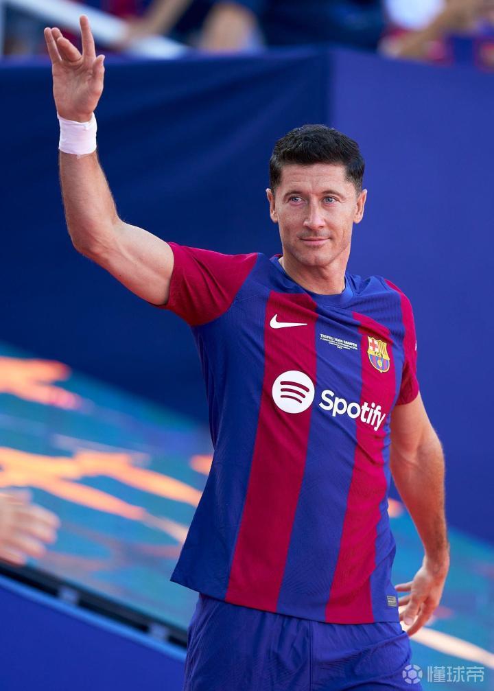 开云体育-莱万多夫斯基新星大胜表现惊艳，热火未来可期！的简单介绍